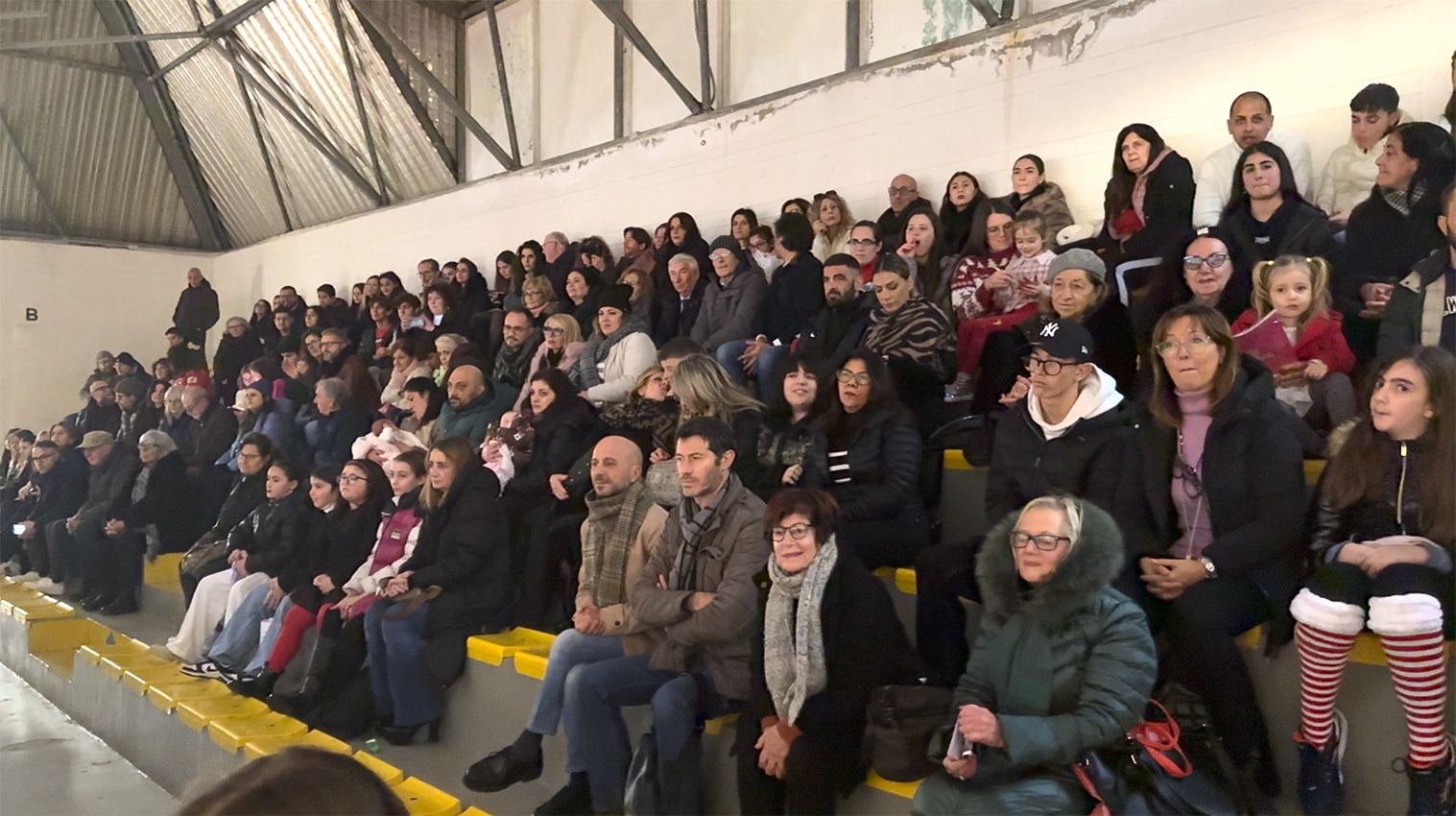 2024.12.23 PALATULIMIERI SALERNO SPETTATORI